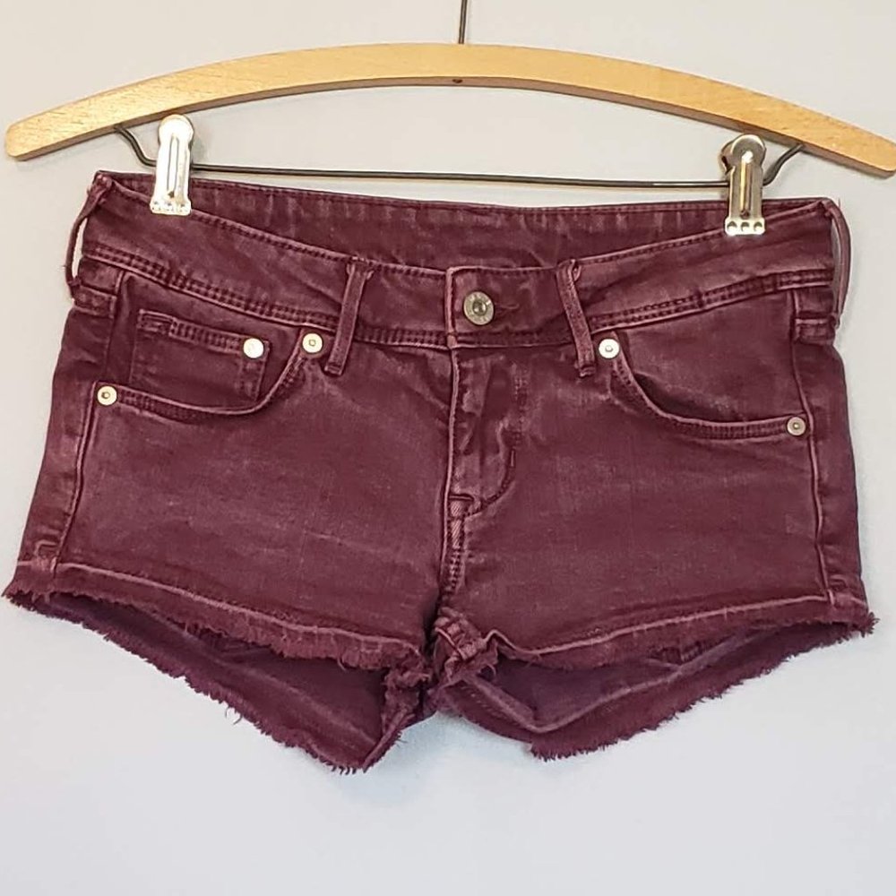 H&M Maroon cut off denim shorts